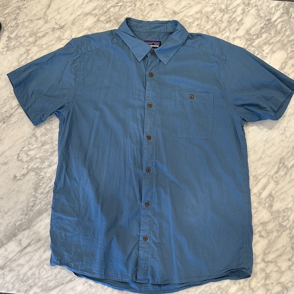 Patagonia Men's Casual Blue Button Down Shirt